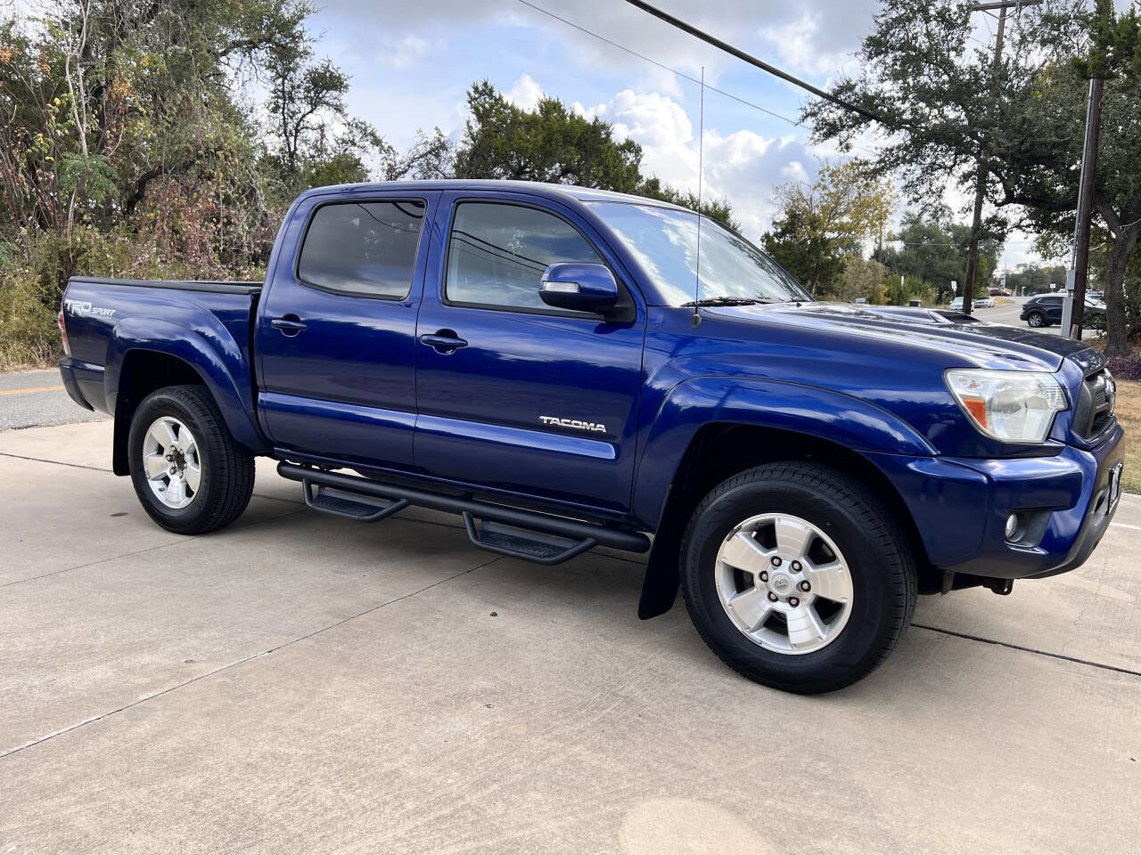 Used 2014 Toyota Tacoma PreRunner w/ TRD Sport Package image 15