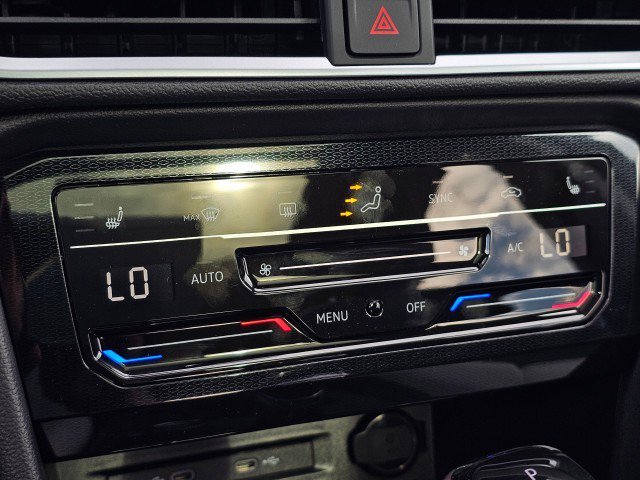 New 2027 Volkswagen Taos SE AWD/4WD image 34