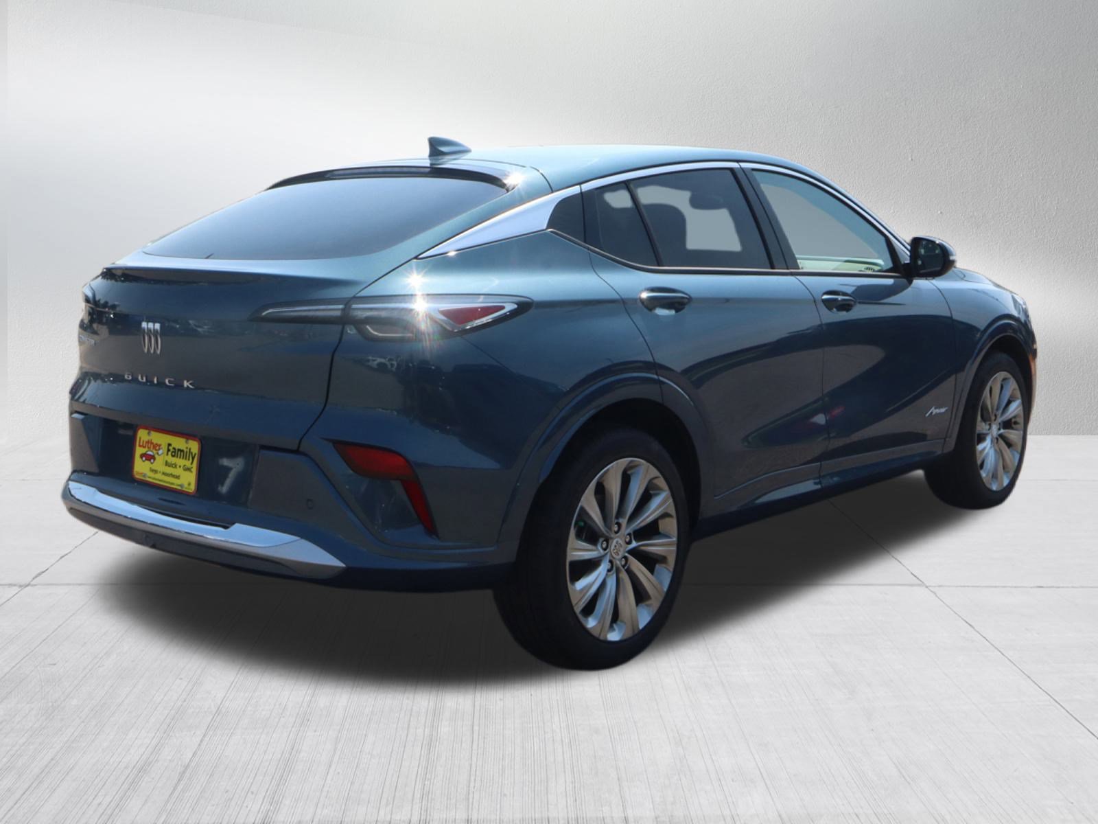 New 2025 Buick Envista Avenir image 7