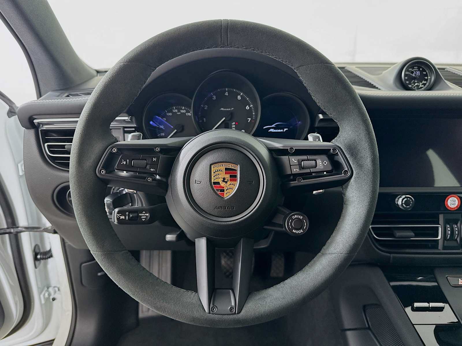 New 2026 Porsche Macan Turbo AWD/4WD image 14