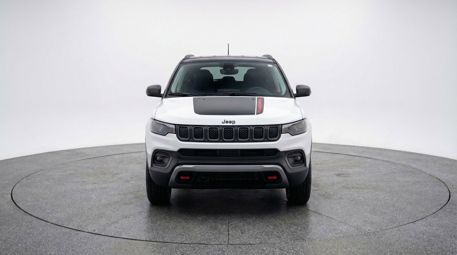 Used 2025 Jeep Compass Trailhawk image 2