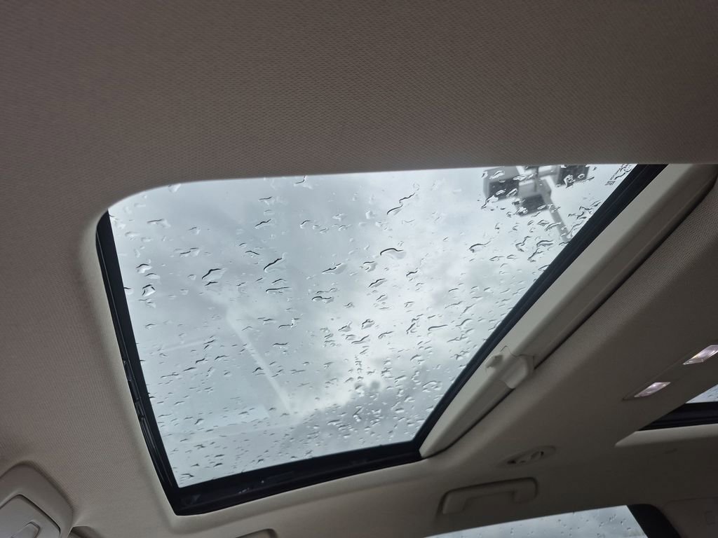 Certified 2024 Buick Enclave Essence w/ Experience Buick Package image 22