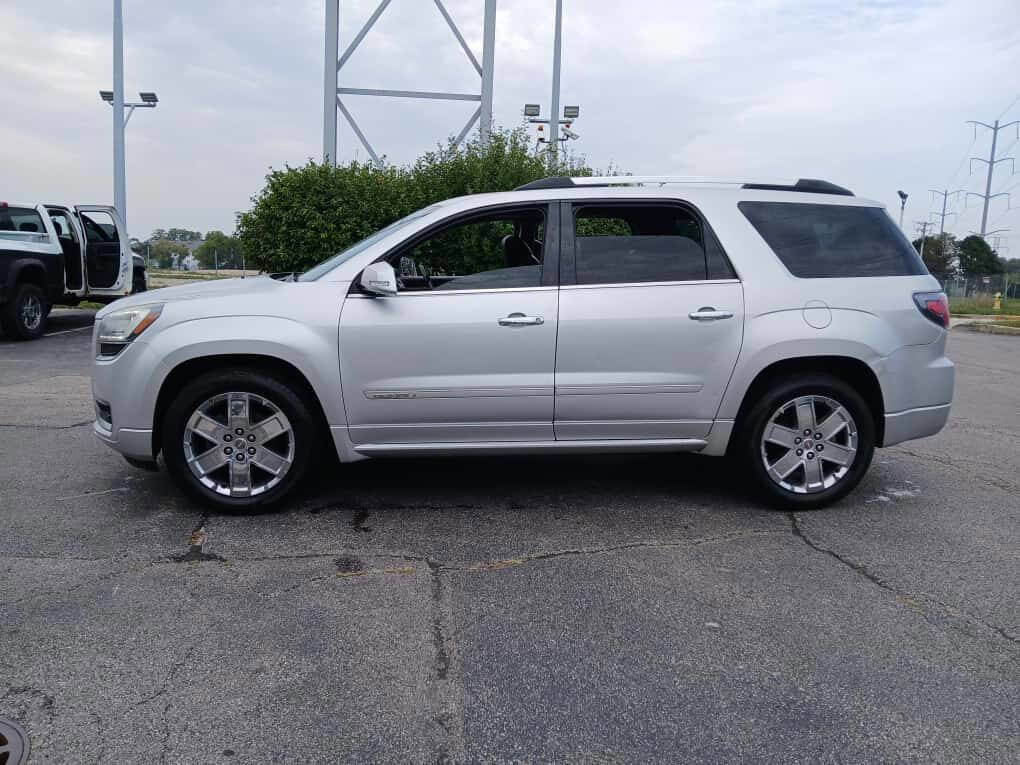 Used 2014 GMC Acadia Denali image 3