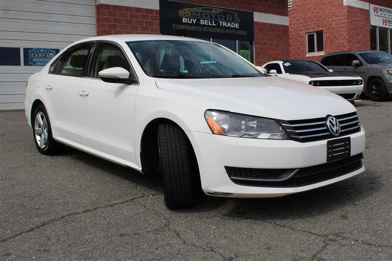 Used 2012 Volkswagen Passat 2.5 SE image 7