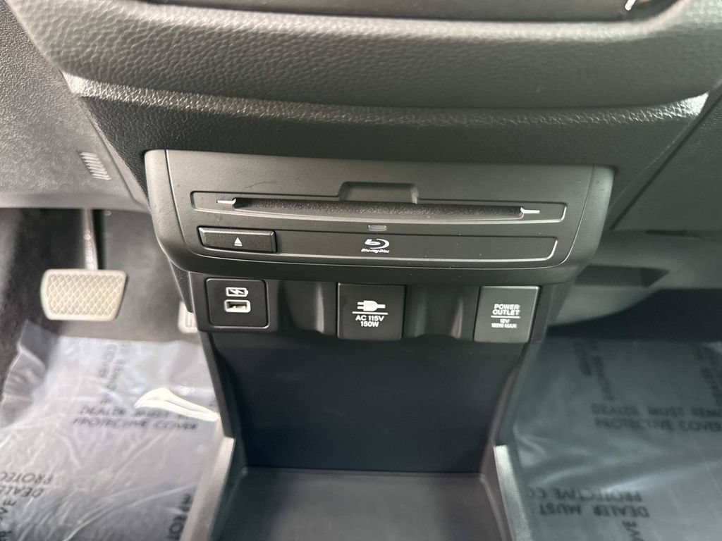 Used 2023 Honda Odyssey Touring image 33