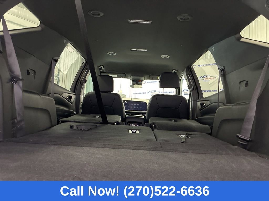 Used 2026 Chevrolet Traverse LT image 38