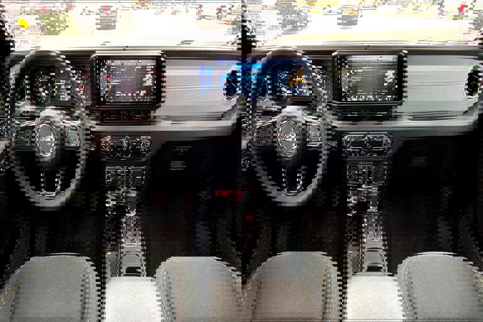 Used 2024 Jeep Gladiator Sport image 16