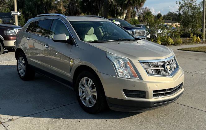 Used 2010 Cadillac SRX Luxury image 5