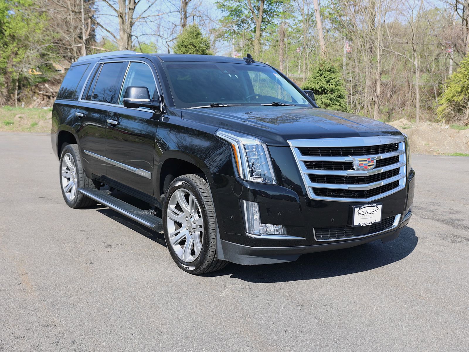Used 2017 Cadillac Escalade Premium Luxury AWD/4WD image 1