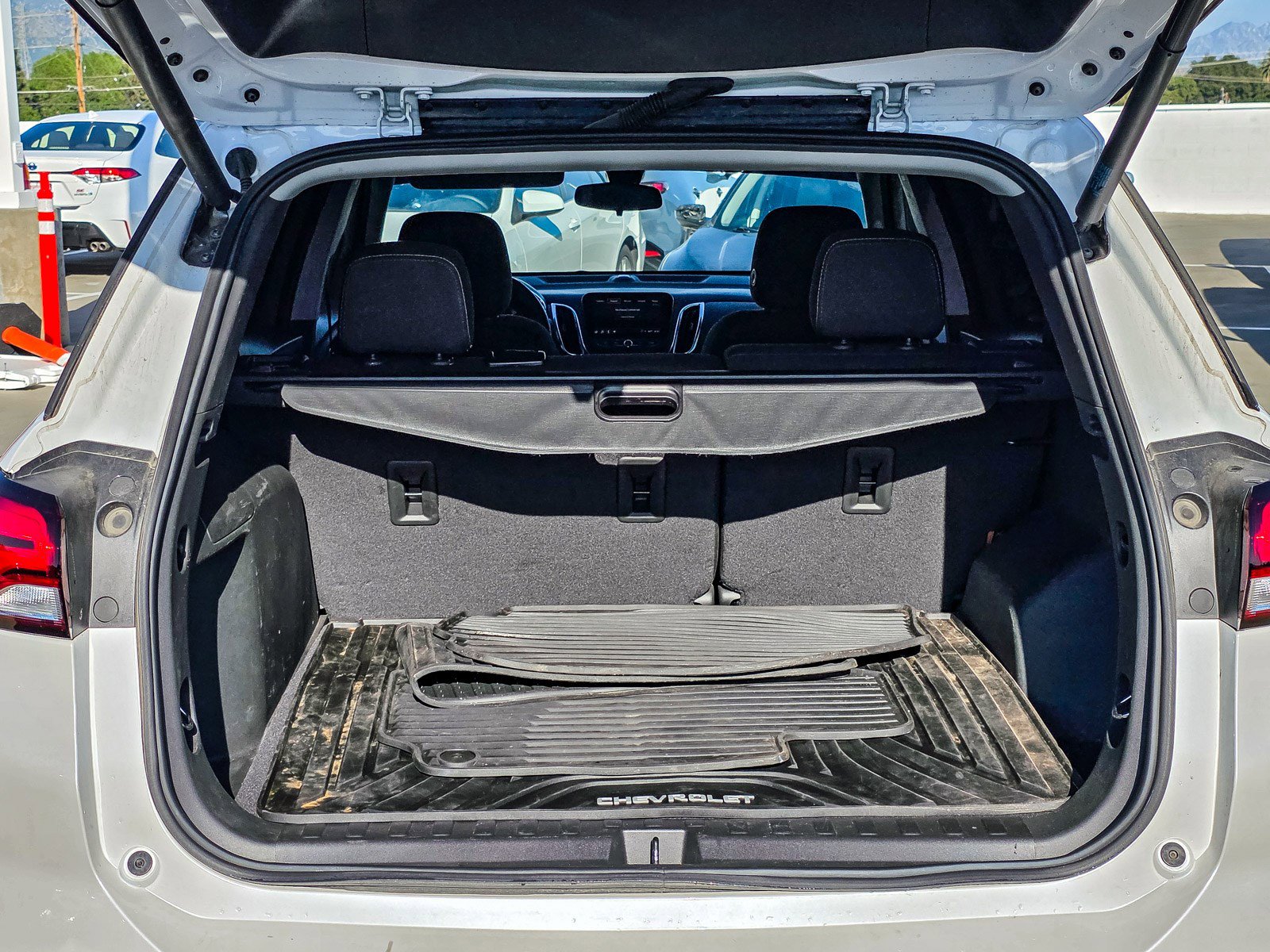 Used 2024 Chevrolet Equinox LT image 27