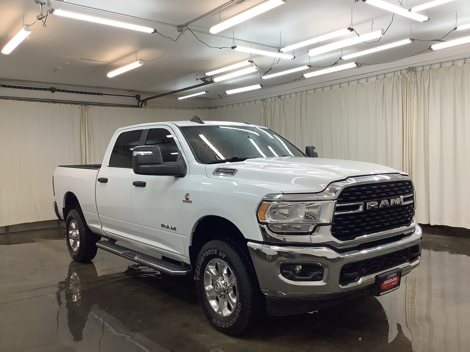 Used 2023 RAM 2500 Big Horn w/ Level 1 Equipment Group AWD/4WD image 3