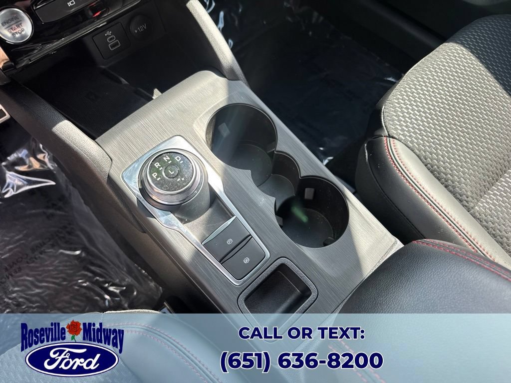 Used 2024 Ford Escape ST-Line Select w/ Tech Pack #2 AWD/4WD image 16