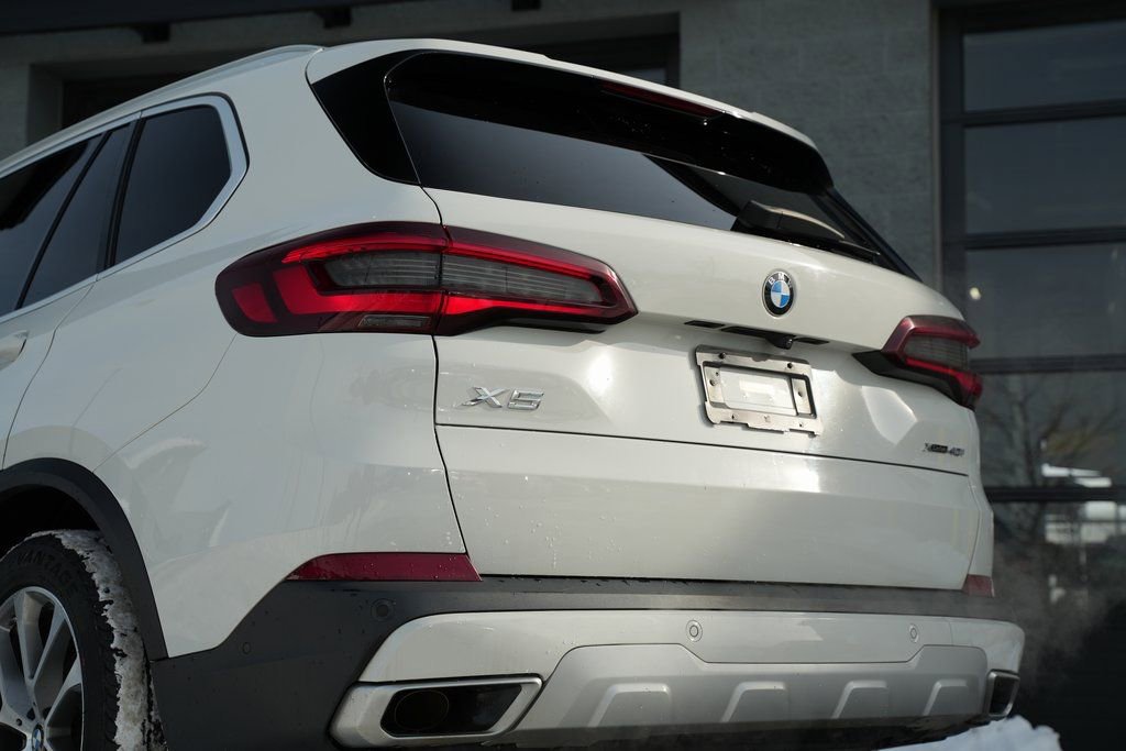 Used 2022 BMW X5 xDrive40i w/ Luxury Seating Package image 14