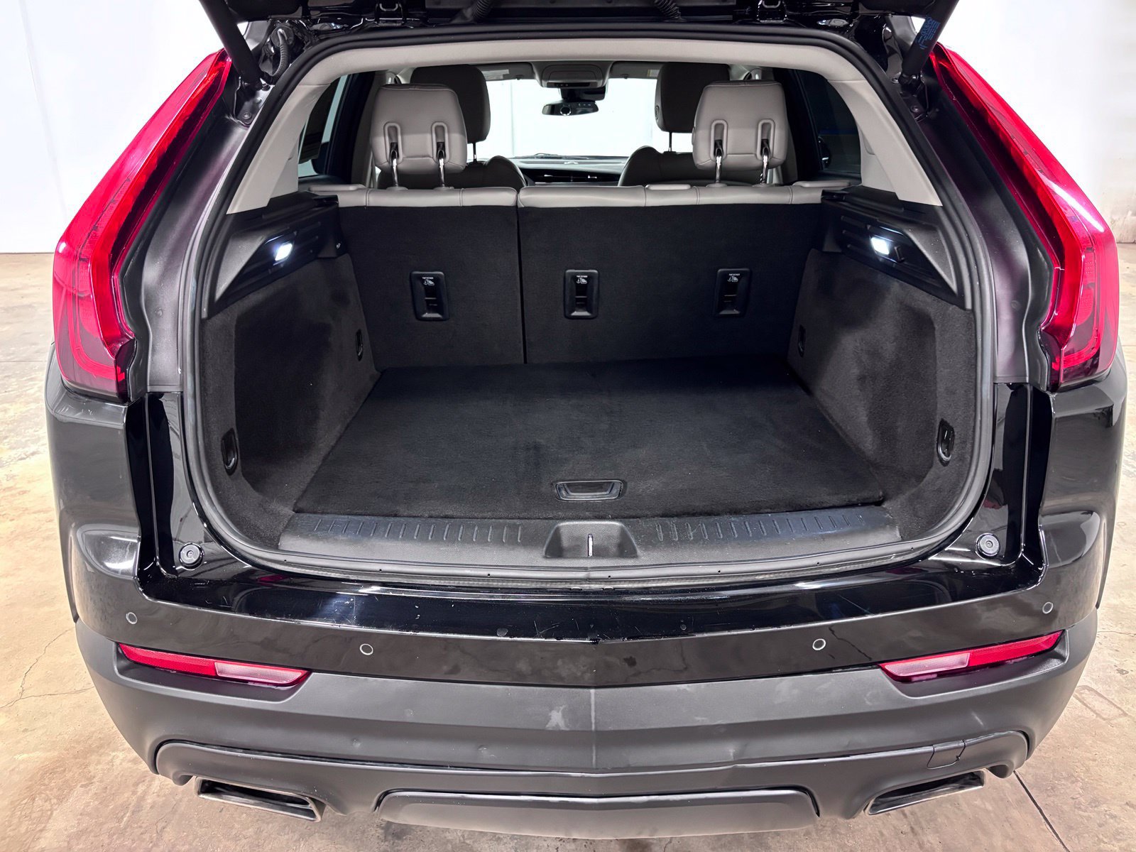 Used 2023 Cadillac XT4 Luxury FWD image 26