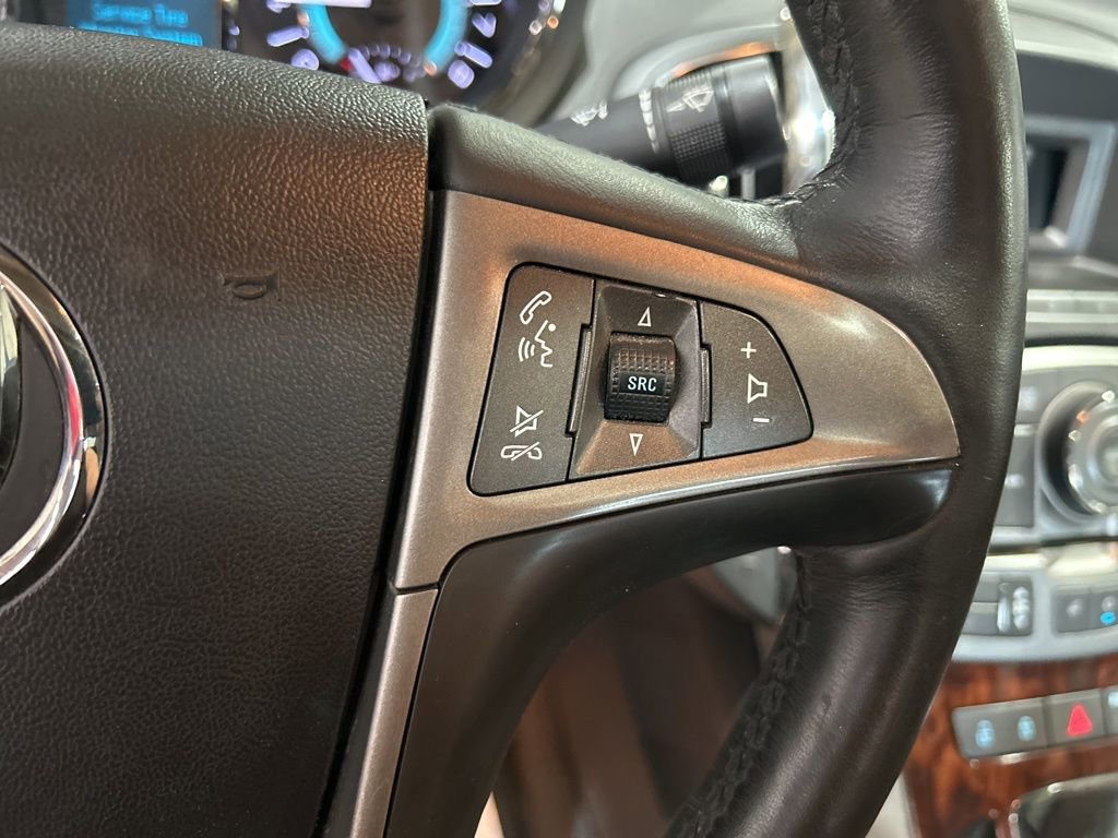 Used 2010 Buick LaCrosse CXL w/ Luxury Package AWD/4WD image 29