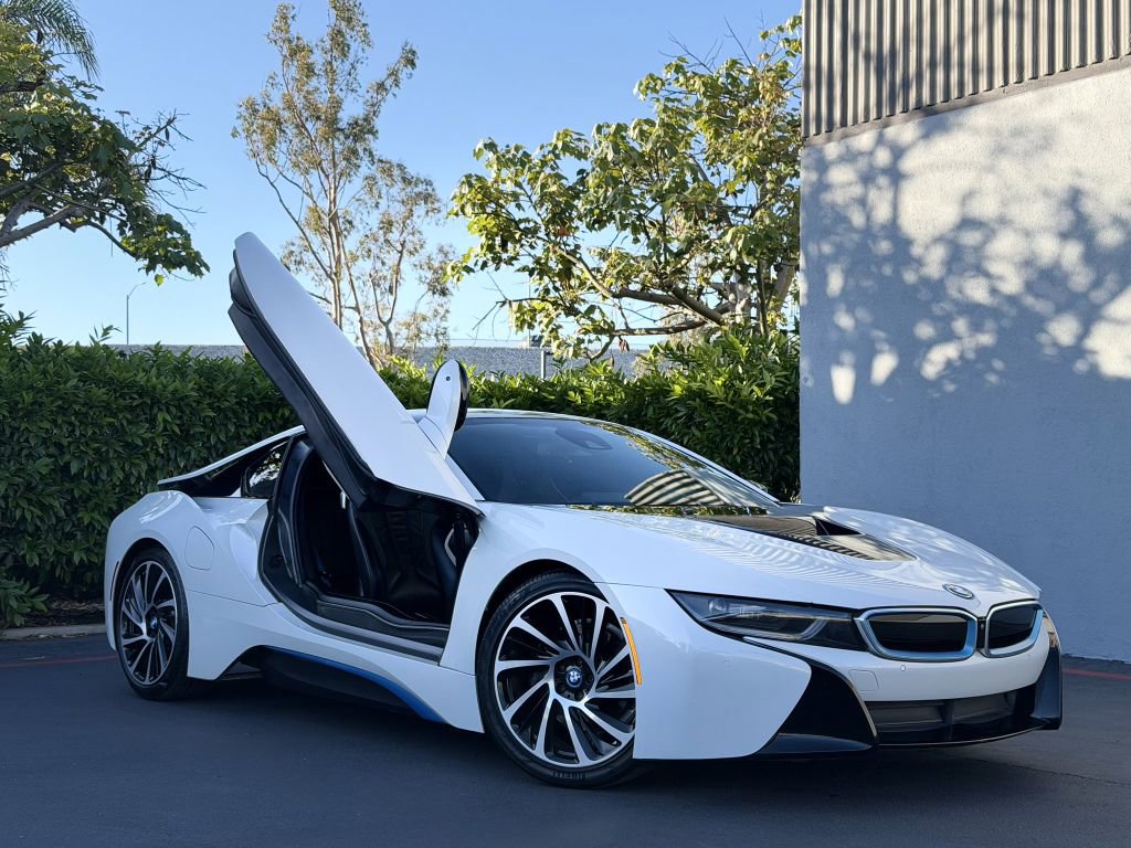 Used 2015 BMW i8 image 3