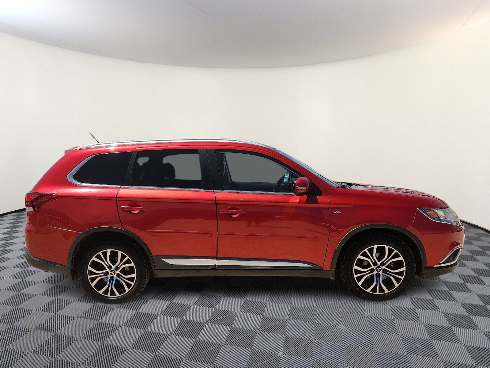 Used 2016 Mitsubishi Outlander GT AWD/4WD image 5
