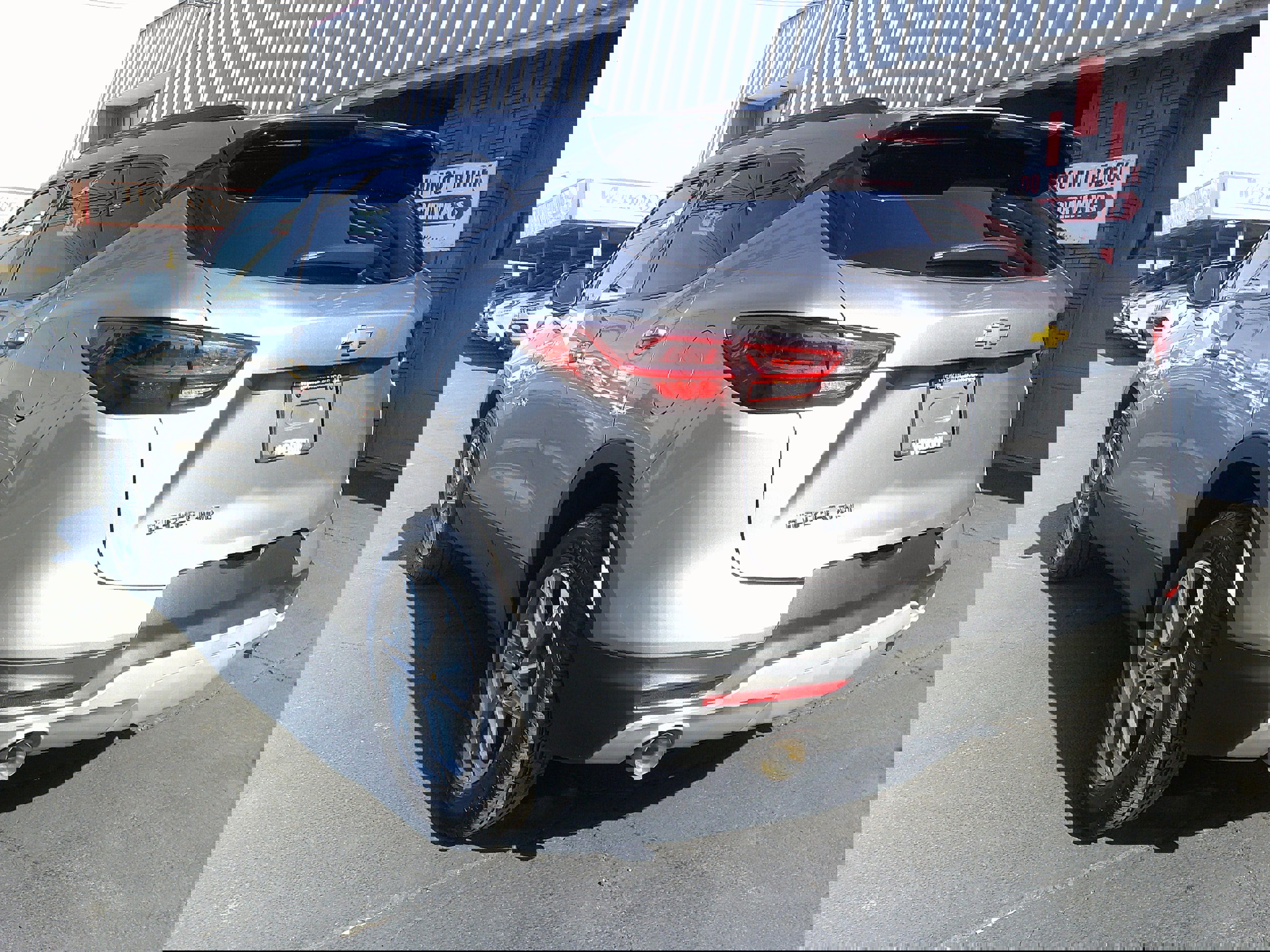 Used 2023 Chevrolet Blazer LT image 3