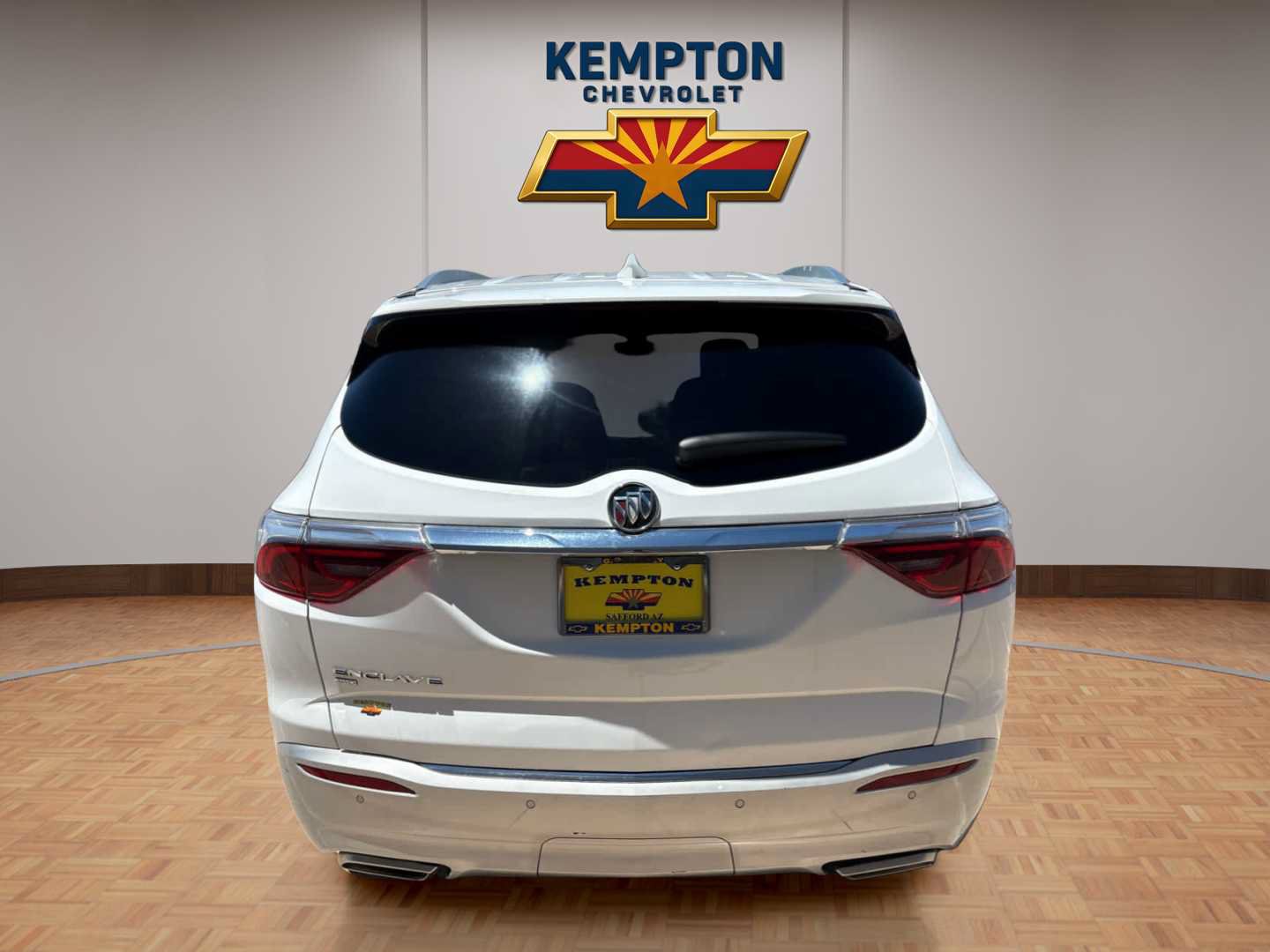 Used 2024 Buick Enclave Premium AWD/4WD image 5