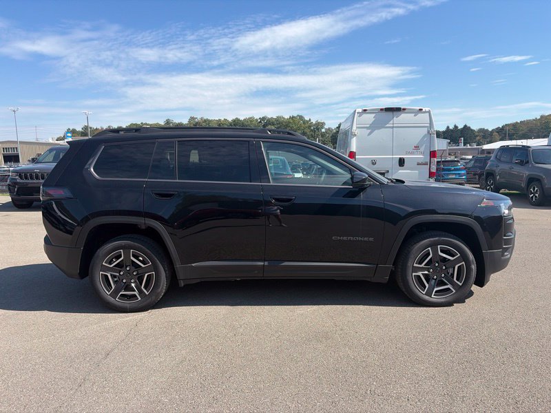 New 2026 Jeep Cherokee Laredo AWD/4WD image 2