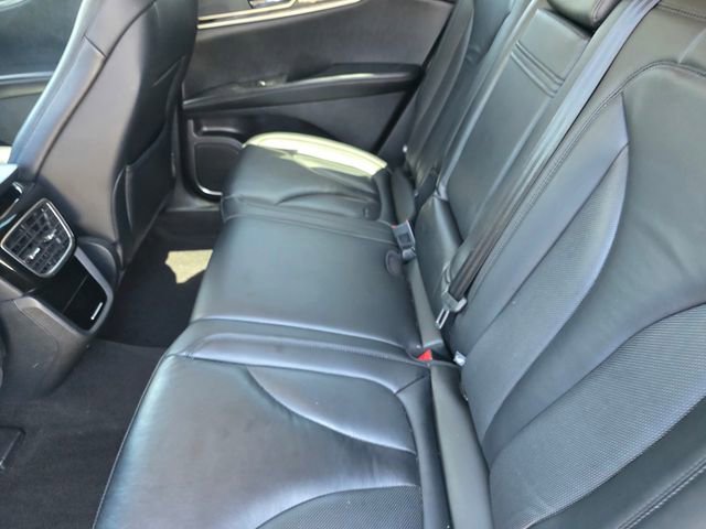 Used 2021 Lincoln Nautilus FWD w/ Equipment Group 101A image 9