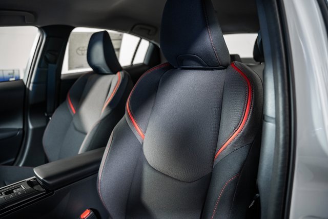 New 2026 Toyota Prius Plug-In Hybrid image 40