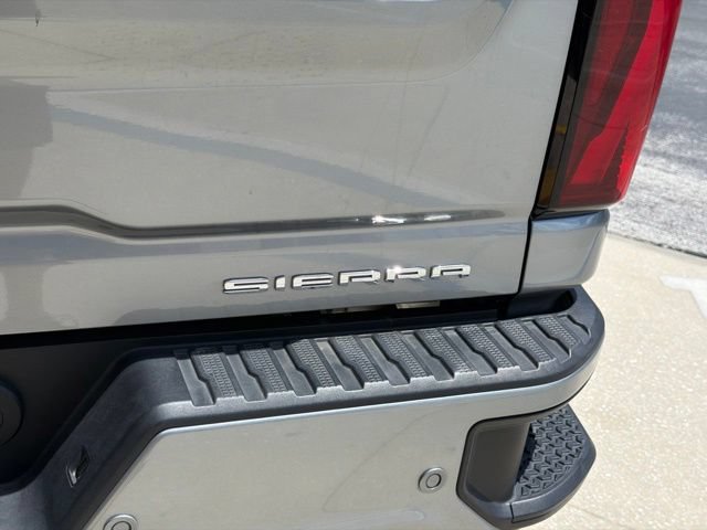 Used 2025 GMC Sierra 2500 Denali w/ Denali Reserve Package AWD/4WD image 7
