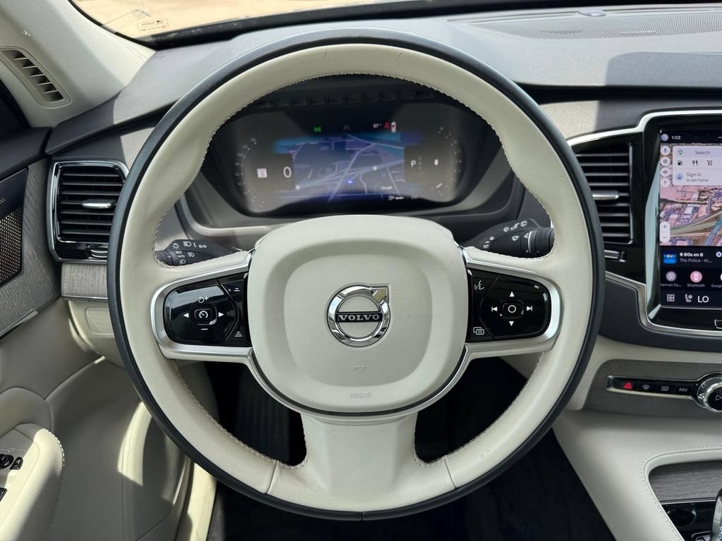 Certified 2023 Volvo XC90 B6 Plus AWD/4WD image 12