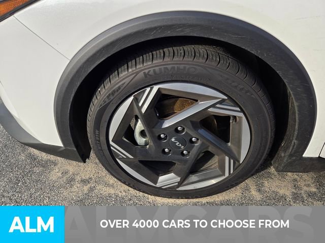 Used 2025 Kia K4 EX image 2