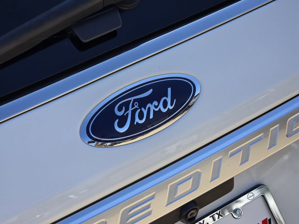 Used 2021 Ford Expedition Max Platinum AWD/4WD image 9