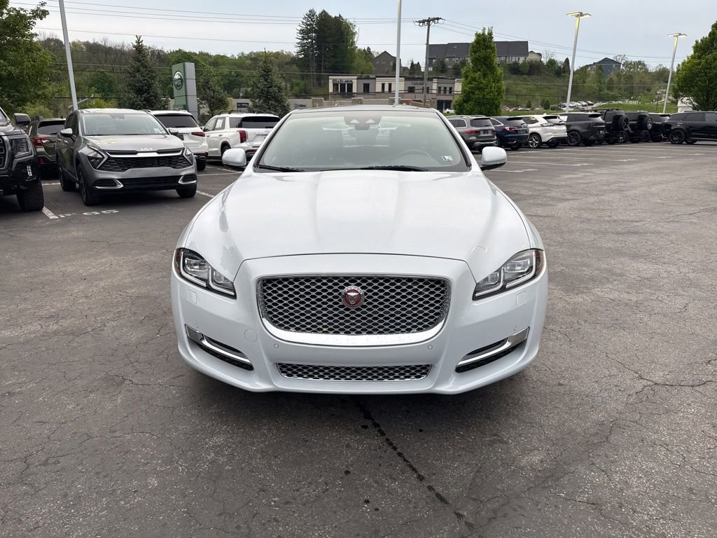 Used 2019 Jaguar XJ L Portfolio AWD/4WD image 8