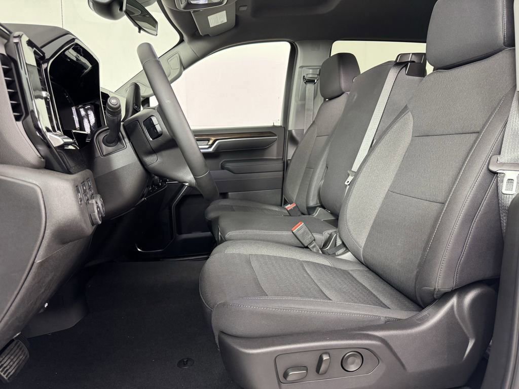 New 2025 Chevrolet Silverado 1500 LT image 24