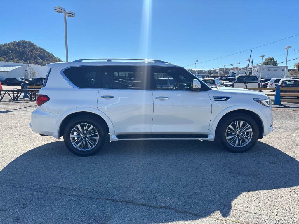 Used 2023 INFINITI QX80 Premium Select AWD/4WD image 6
