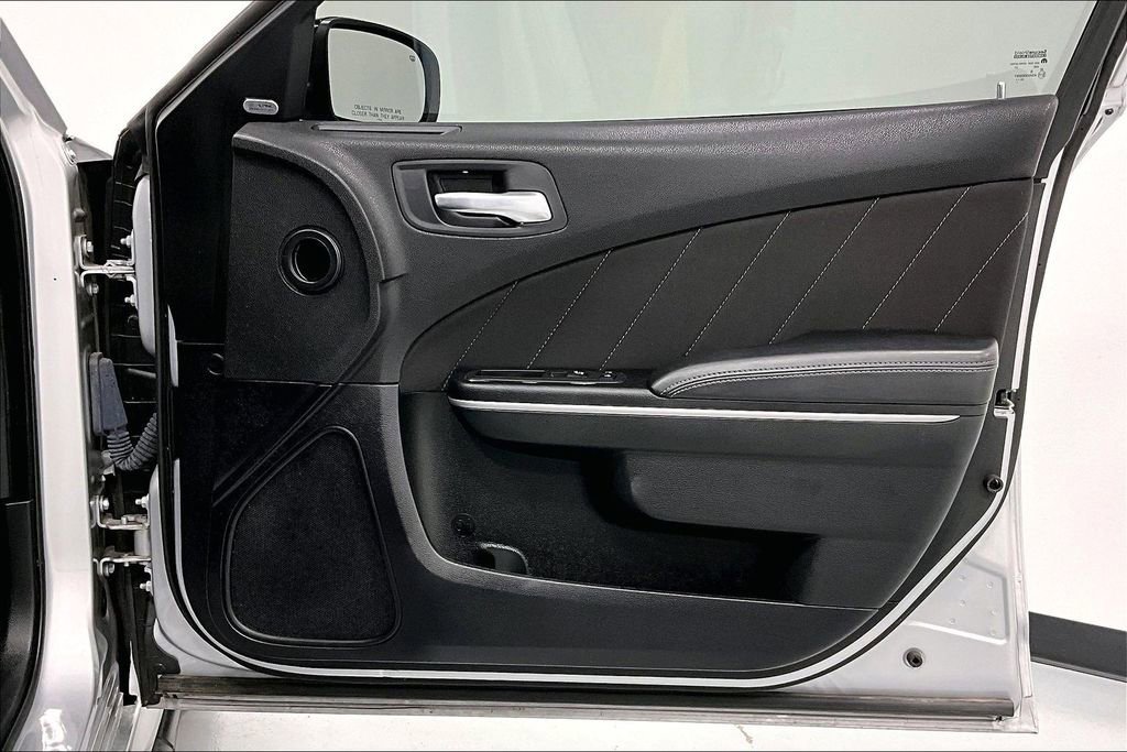 Used 2023 Dodge Charger R/T w/ Navigation & Travel Group image 23