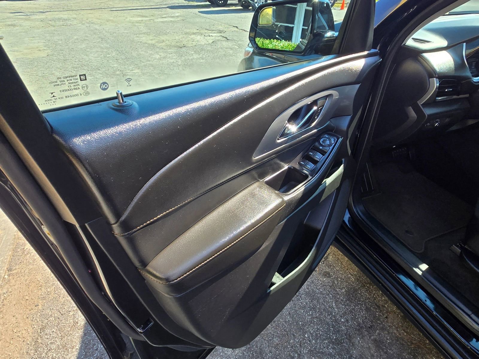 Used 2019 Chevrolet Traverse LS image 11