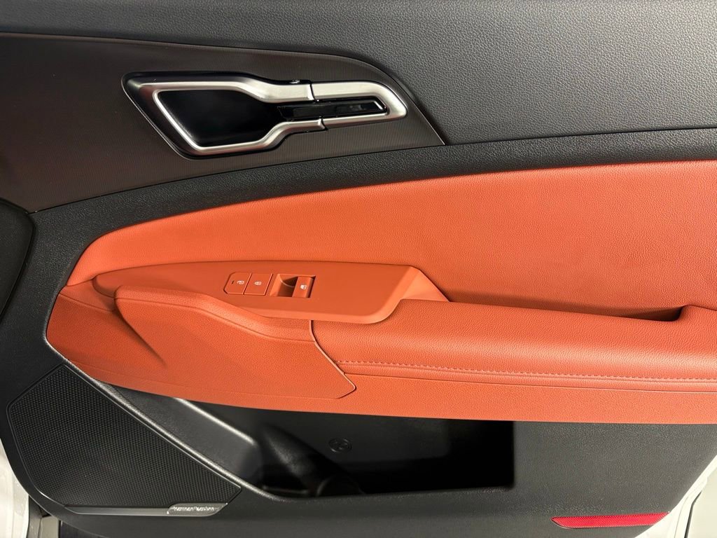 New 2026 Kia Sportage SX image 12