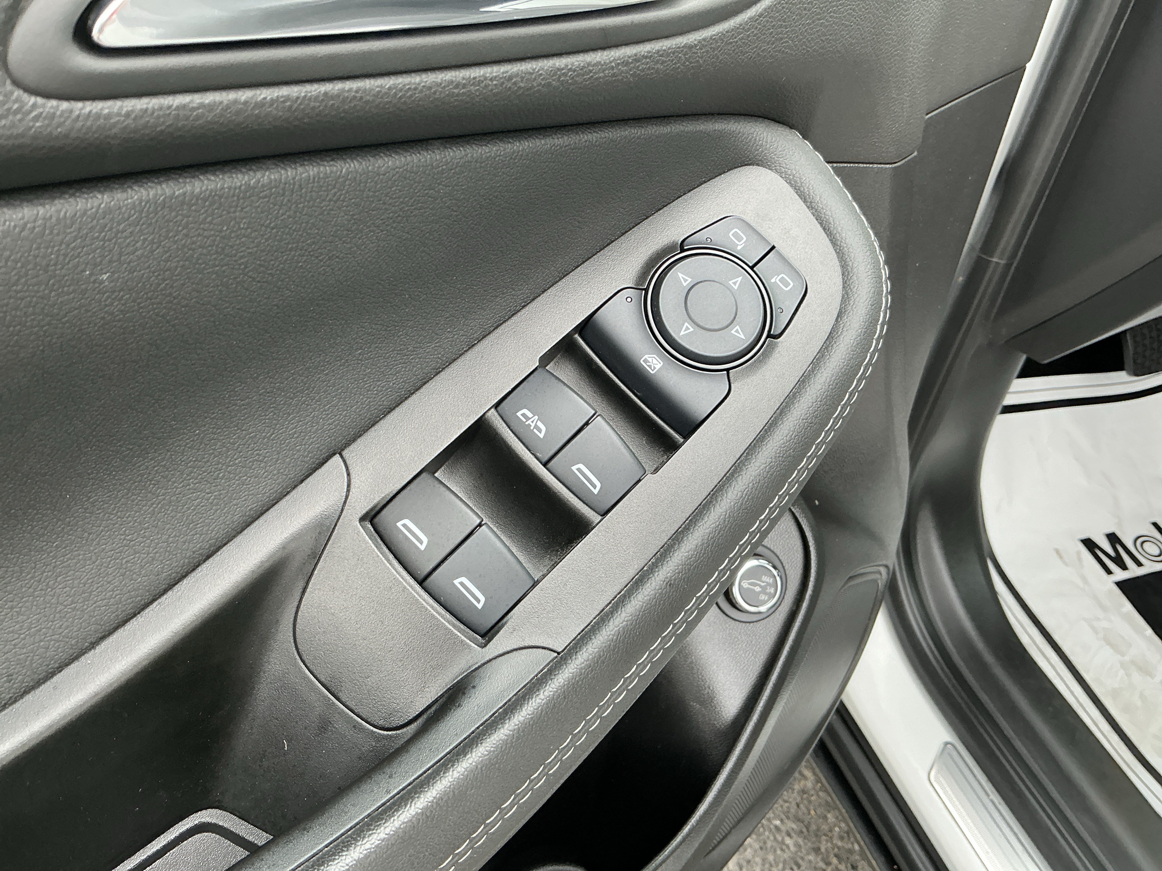 Used 2022 Buick Encore GX Select FWD image 13