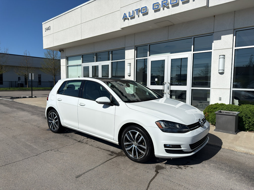 Used 2016 Volkswagen Golf SE w/ Lighting Package