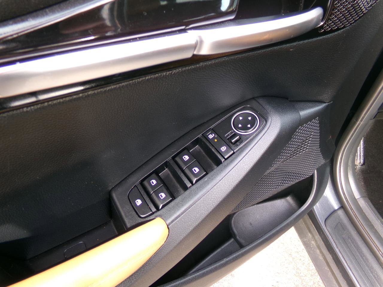 Used 2024 Kia Seltos EX image 13