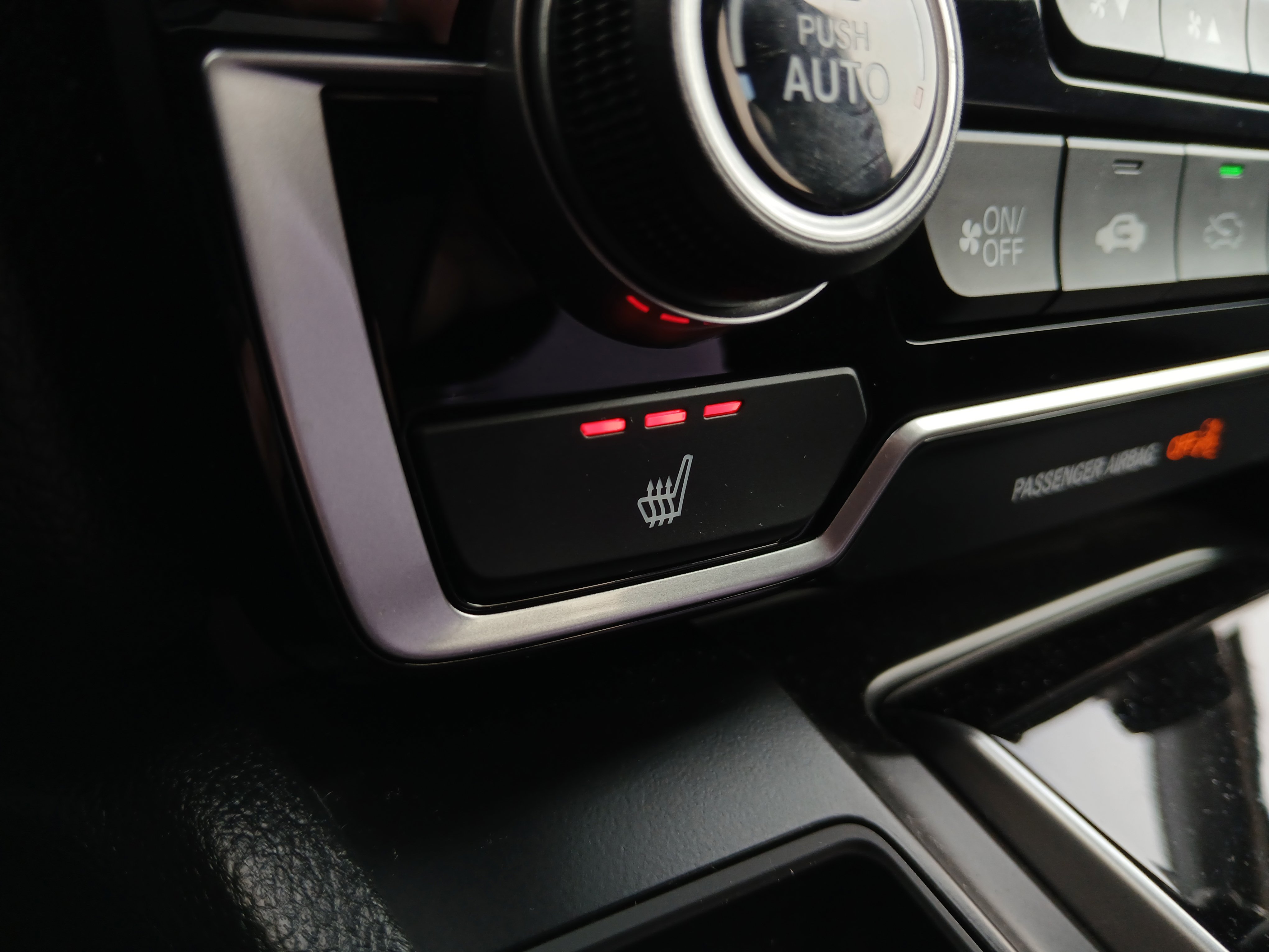 Used 2022 Honda CR-V Touring image 14