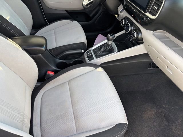 Used 2024 Hyundai Venue SEL image 36