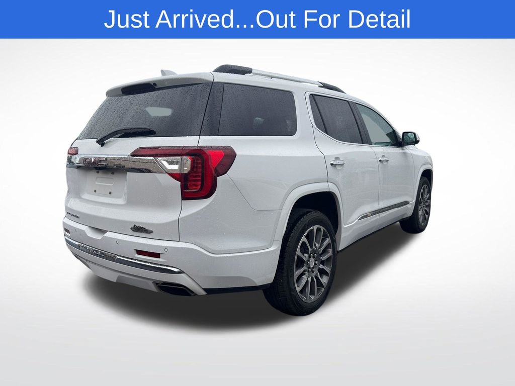 Used 2021 GMC Acadia Denali w/ Denali Technology Package image 3