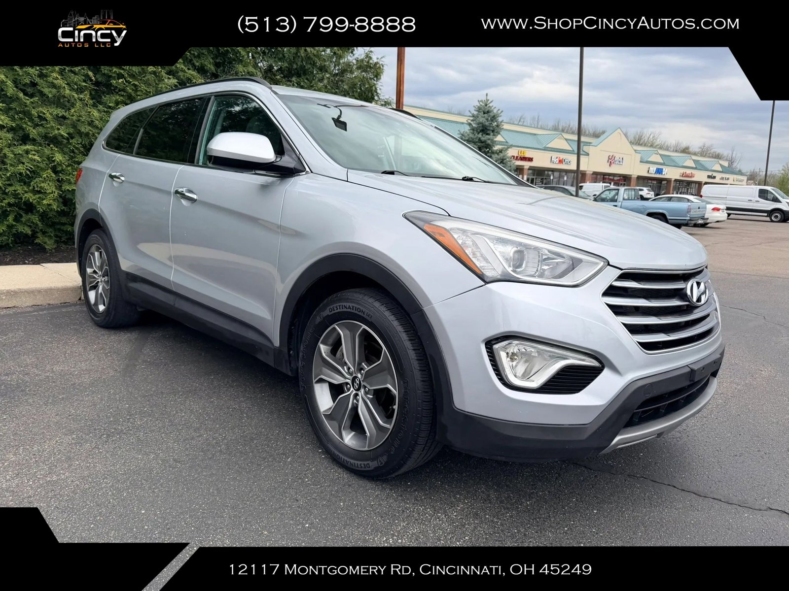 Used 2016 Hyundai Santa Fe SE image 2