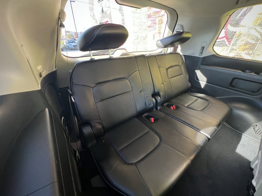 Used 2013 Toyota Land Cruiser image 31