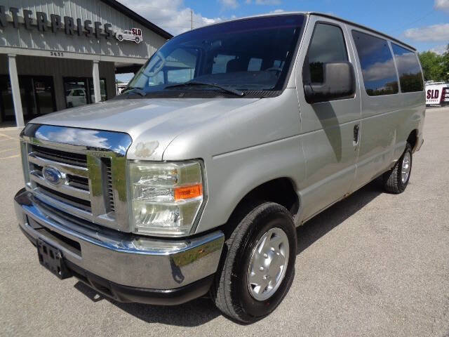 Used 2009 Ford E-350 and Econoline 350 XLT
