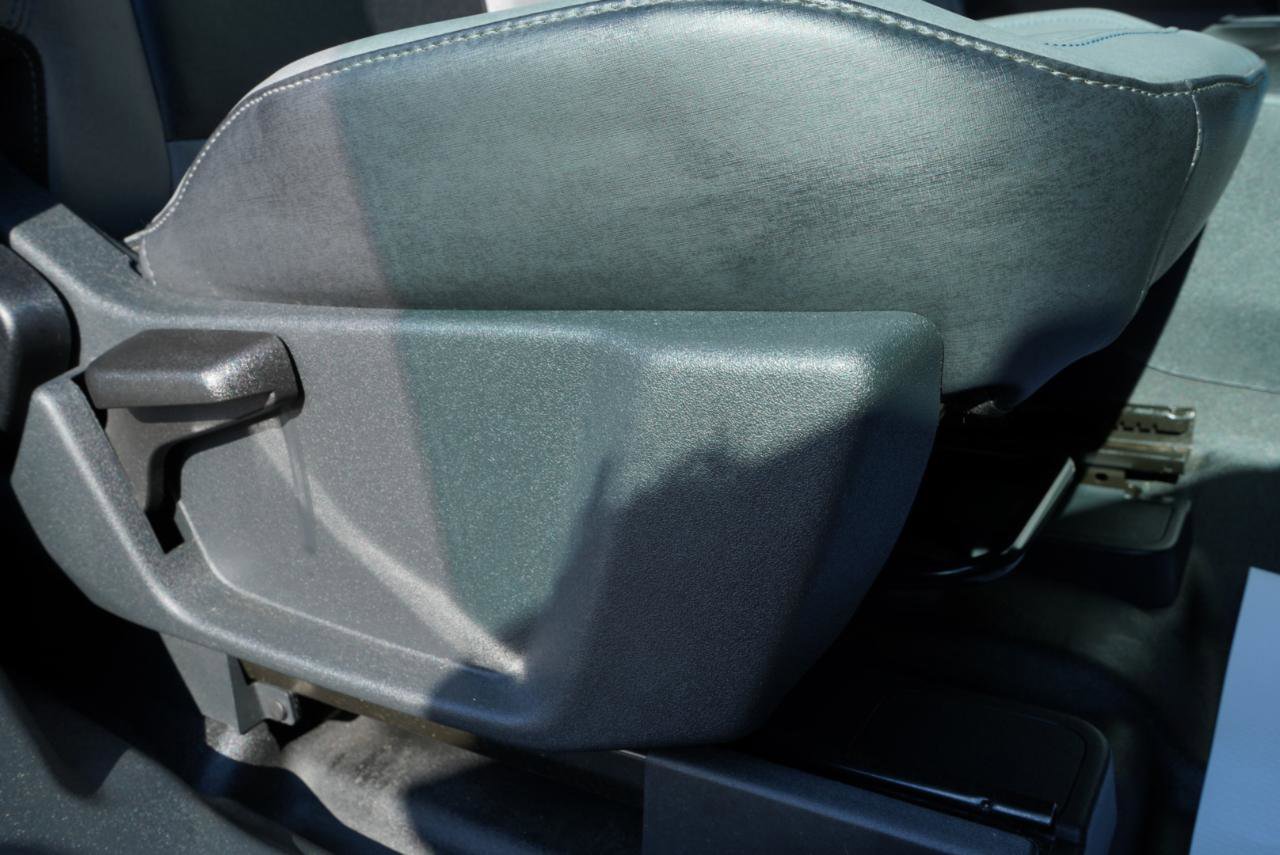 Used 2022 Ford Bronco Black Diamond image 70