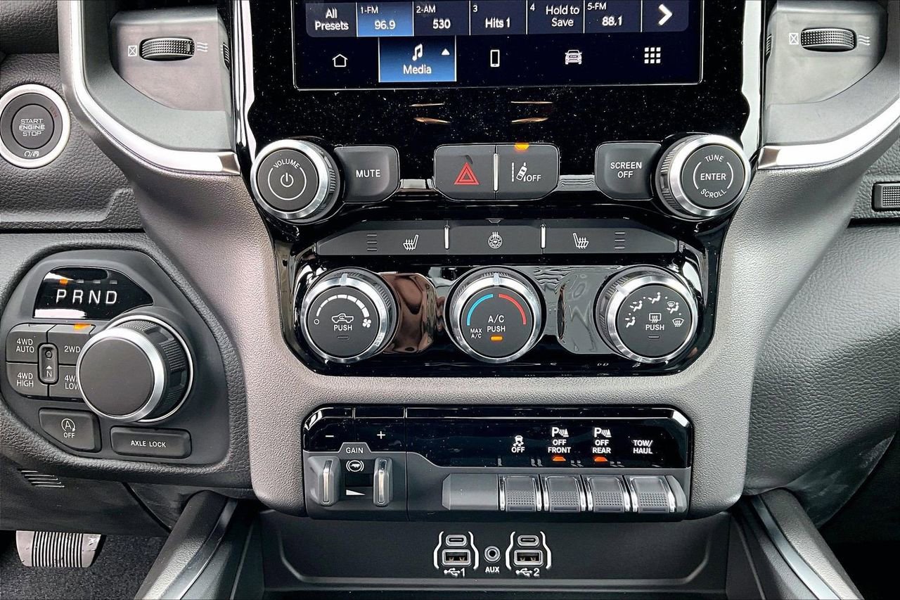 New 2026 RAM 1500 Big Horn AWD/4WD image 17
