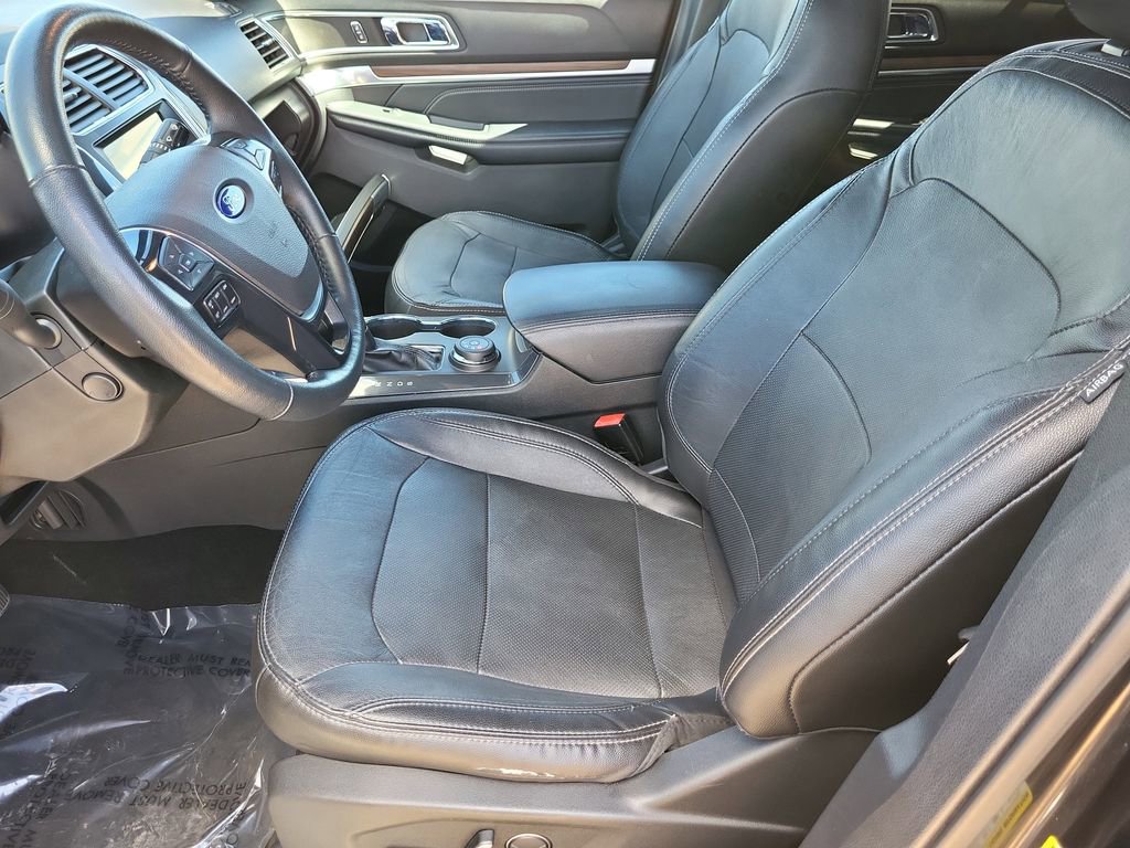 Used 2018 Ford Explorer Limited AWD/4WD image 10