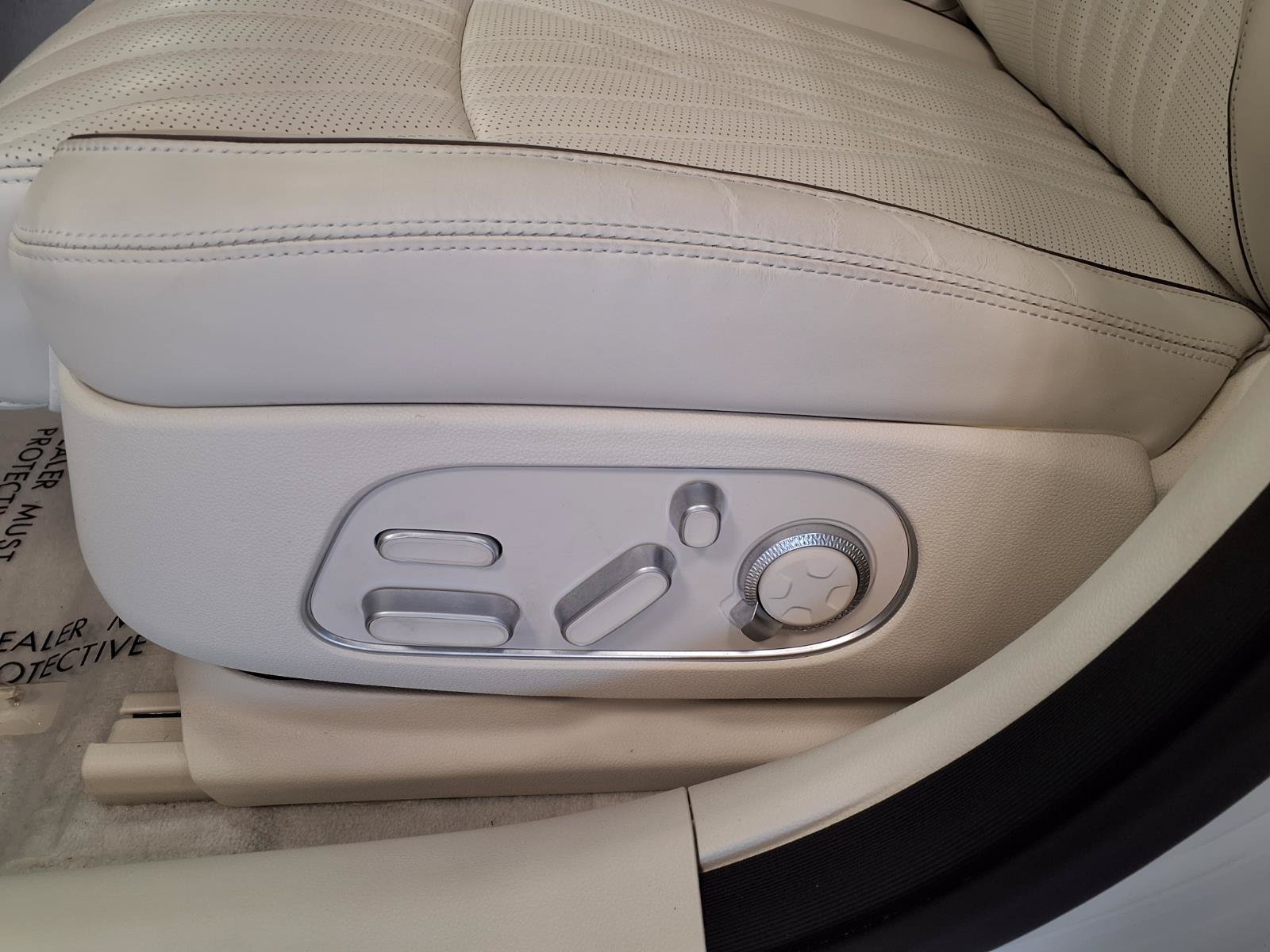 Used 2026 Genesis G90 3.5T AWD/4WD image 23