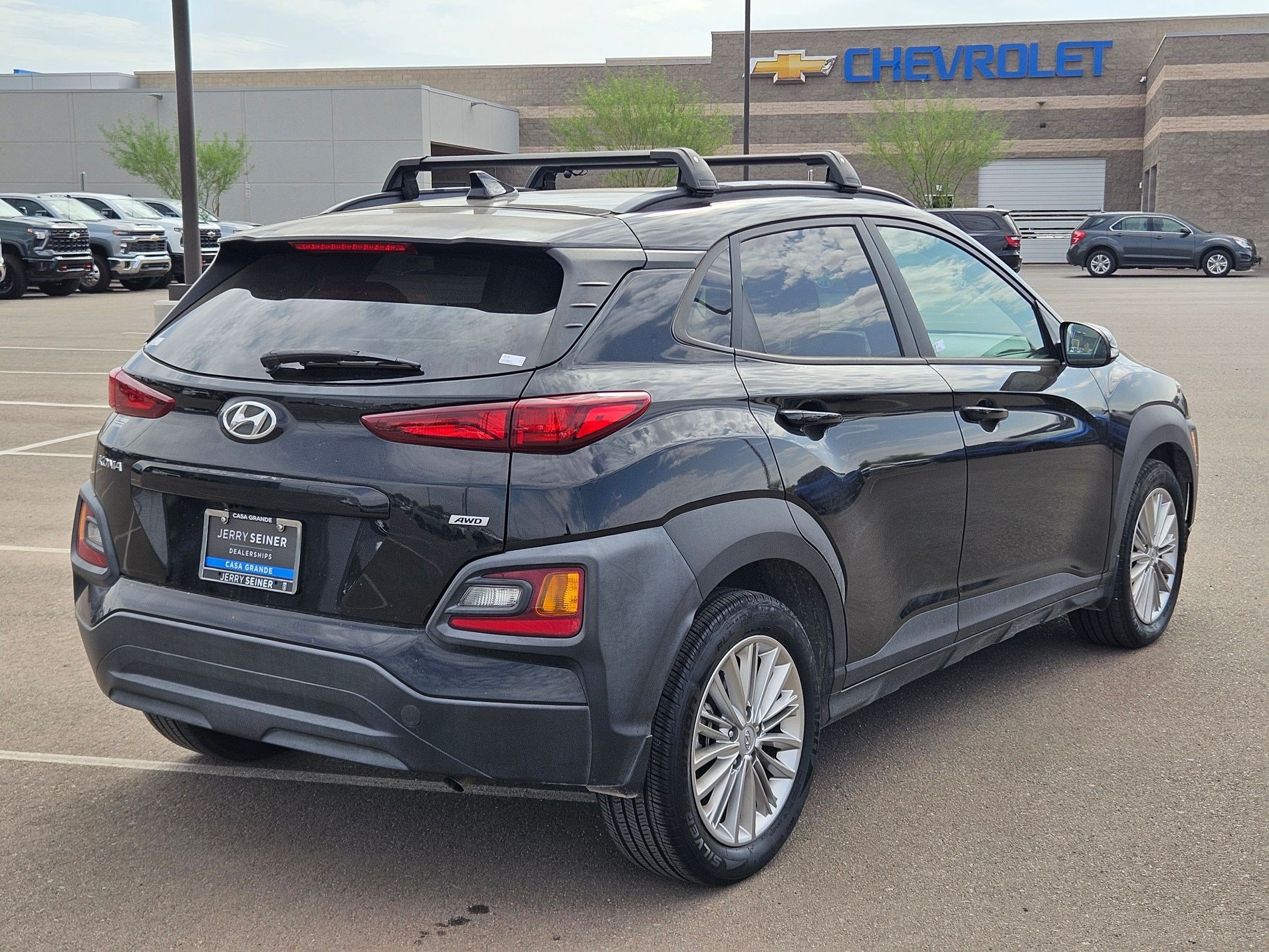 Used 2021 Hyundai Kona SEL Plus w/ Cargo Package AWD/4WD image 5